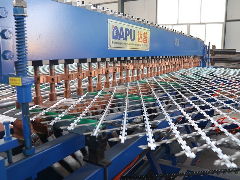 自动刀片刺网焊接机 机器优势 2